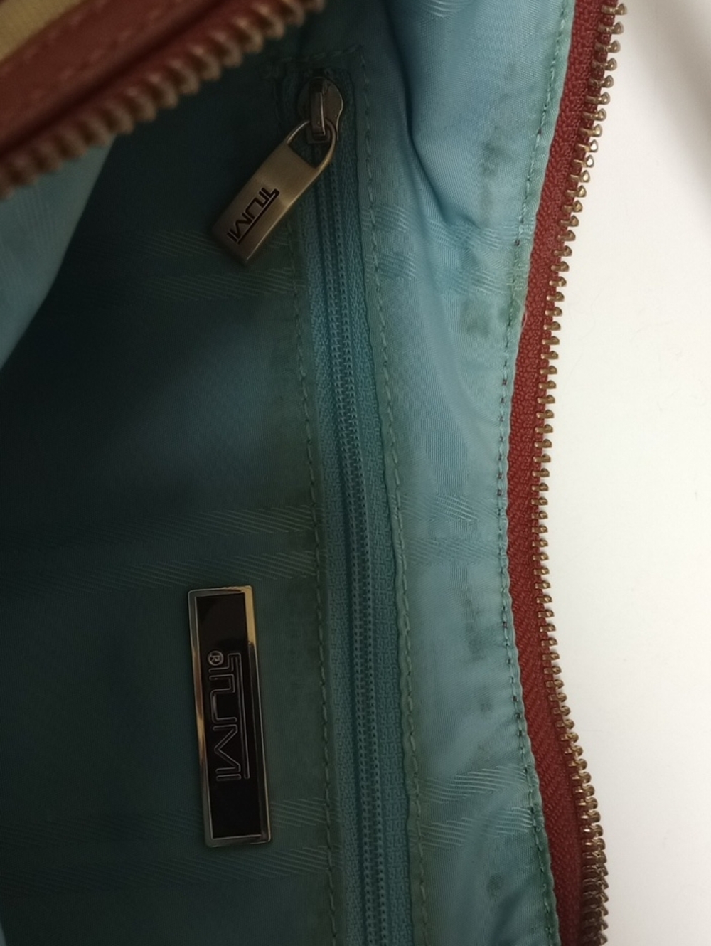 TUMI TAN BALLISTIC NYLON SHOULDER BAG WITH BROWN LEATHER TRIM - Picture 13 of 16
